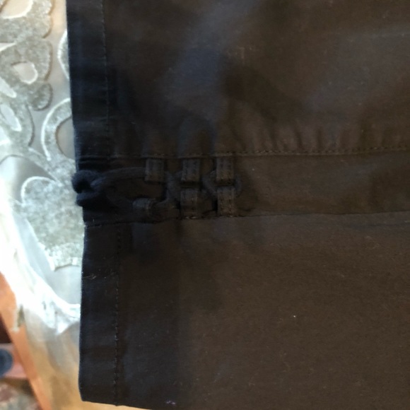 Shorts - Picture 3 of 3